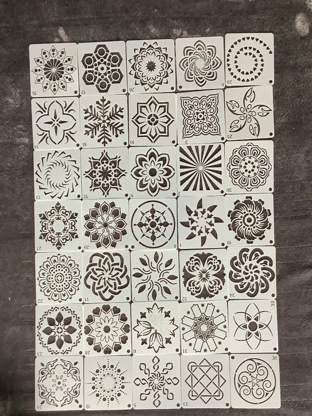 Circular Ornament Stencil Set (35 pcs.). Size